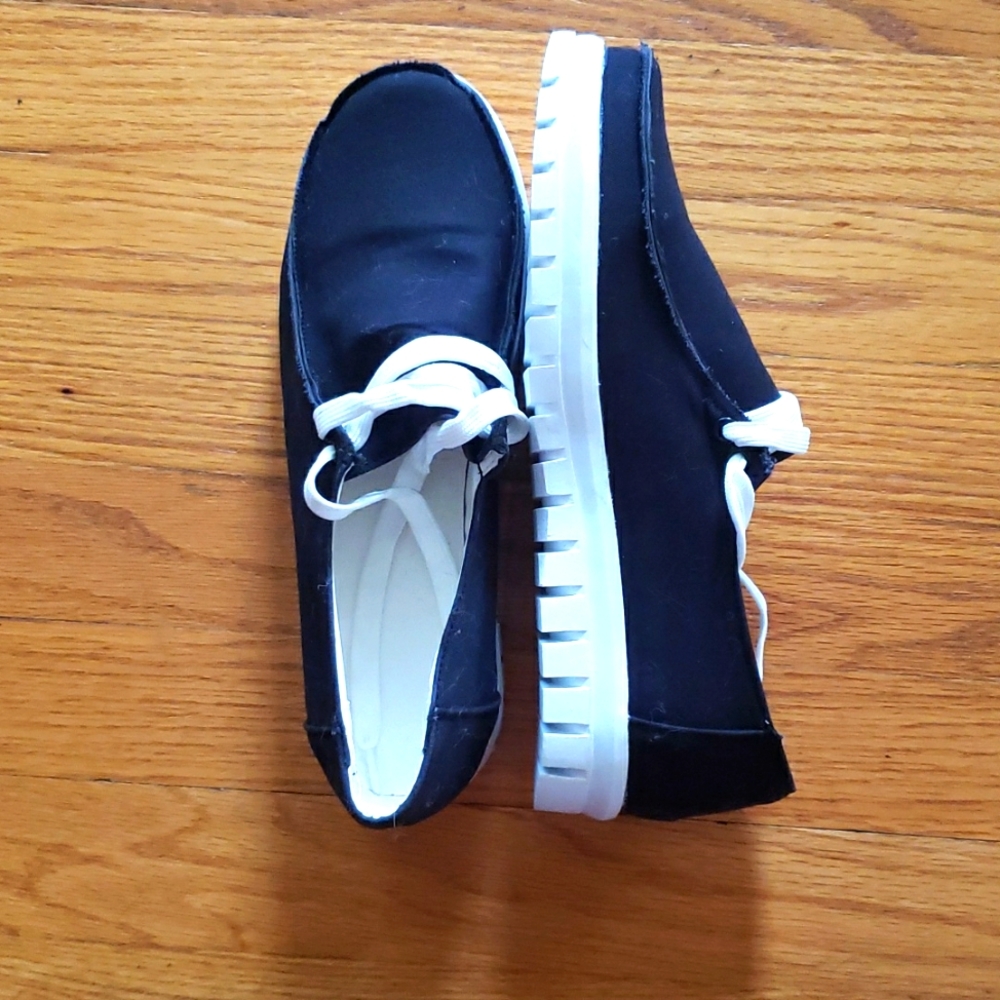 Women's Canvas Shoes